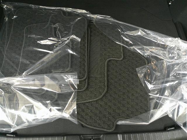 カローラスポーツ ハイブリッドＧ　Ｚ　ＴＳＳ　ＡＡＣ　エアバッグ　フルセグＴＶ　ＴＶ　イモビライザー　スマートキ－　ＶＳＣ　ＡＢＳ　キーフリー　パワーウィンドウ　ＬＥＤ　ワンオーナー　アルミホイール　ＥＴＣ　パワーステアリング（28枚目）