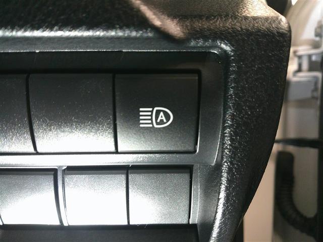 ＩＳ ＩＳ３００　Ｆスポーツ　バックＣ　横滑り防止装置　レザーシート　フルセグ　ＤＶＤ　ナビＴＶ　盗難防止装置　サンルーフ　メモリーナビ　パワーウィンドウ　ドラレコ　パワーシート　ＥＴＣ　スマートキー　エアバッグ　アルミ　エアコン（11枚目）