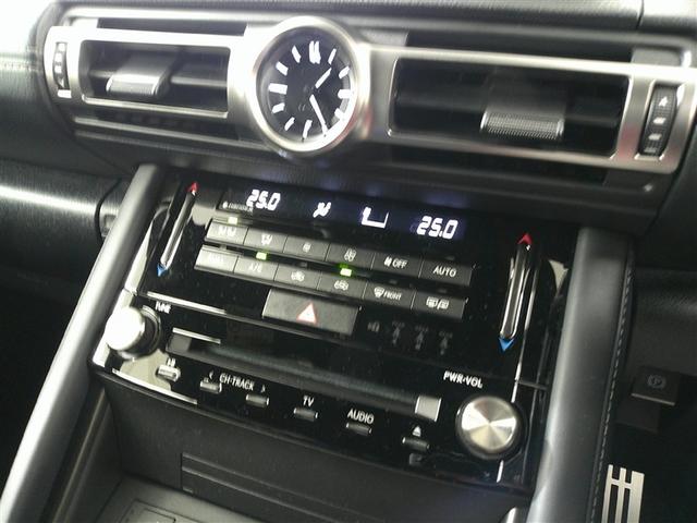 ＩＳ ＩＳ３００　Ｆスポーツ　バックＣ　横滑り防止装置　レザーシート　フルセグ　ＤＶＤ　ナビＴＶ　盗難防止装置　サンルーフ　メモリーナビ　パワーウィンドウ　ドラレコ　パワーシート　ＥＴＣ　スマートキー　エアバッグ　アルミ　エアコン（20枚目）