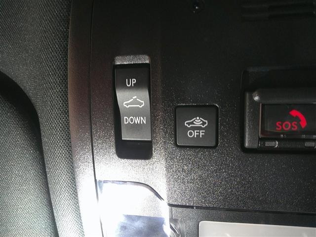 ＩＳ ＩＳ３００　Ｆスポーツ　バックＣ　横滑り防止装置　レザーシート　フルセグ　ＤＶＤ　ナビＴＶ　盗難防止装置　サンルーフ　メモリーナビ　パワーウィンドウ　ドラレコ　パワーシート　ＥＴＣ　スマートキー　エアバッグ　アルミ　エアコン（36枚目）