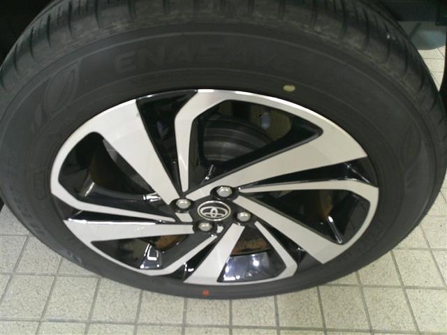 ライズ Ｚ　誤発進抑制機能　エアコン　テレビ　スマートキー＆プッシュスタート　地デジＴＶ　ＶＳＡ　盗難防止装置　アイドリングストップ機能　クルコン　バックモニター　ＬＥＤヘッドライト　アルミホイール　Ｗエアバック（8枚目）