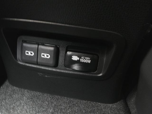 カローラツーリング ハイブリッド　Ｇ　エアバッグ　ＡＢＳ　ワンオーナー　盗難防止装置　衝突被害軽減ブレーキ　オートクルーズコントロール　ＥＴＣ　地デジ　フルオートエアコン　バックカメラ　ＬＥＤ　スマートキー　ＴＶ　キーレス　横滑り防止機能（25枚目）