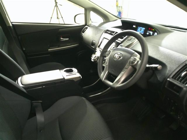 プリウスアルファ S スマキ- リモコンキー PCS 横滑り防止装置付き PW Bカメラ クルコン ナビ・TV サイドエアB ワンオナ ETC車載器 ABS付き アルミホイール 1セグTV メモリーナビゲーション イモビ(8枚目)