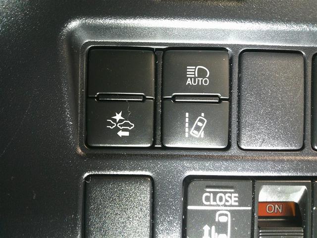 ヴォクシー ハイブリッドＺＳ　プリクラッシュ　スマキー　１オーナー　オートエアコン　ナビＴＶ　Ｗエアコン　ＥＴＣ車載器　イモビ　ＬＥＤヘッドライ　ＶＳＣ　アルミ　地デジ　エアバック　両席エアバック　ＡＢＳ　パワーウインドウ（14枚目）