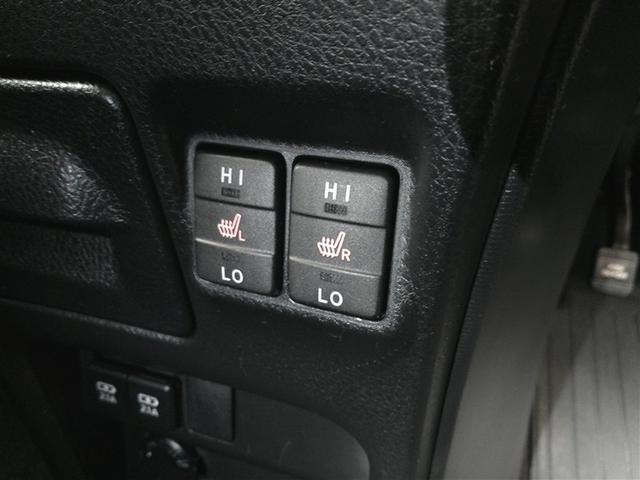 ヴォクシー ハイブリッドＺＳ　プリクラッシュ　スマキー　１オーナー　オートエアコン　ナビＴＶ　Ｗエアコン　ＥＴＣ車載器　イモビ　ＬＥＤヘッドライ　ＶＳＣ　アルミ　地デジ　エアバック　両席エアバック　ＡＢＳ　パワーウインドウ（16枚目）