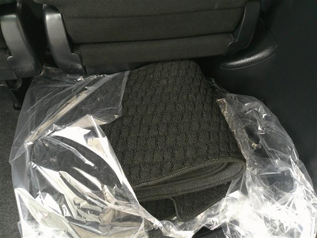 ヴォクシー ハイブリッドＺＳ　プリクラッシュ　スマキー　１オーナー　オートエアコン　ナビＴＶ　Ｗエアコン　ＥＴＣ車載器　イモビ　ＬＥＤヘッドライ　ＶＳＣ　アルミ　地デジ　エアバック　両席エアバック　ＡＢＳ　パワーウインドウ（28枚目）