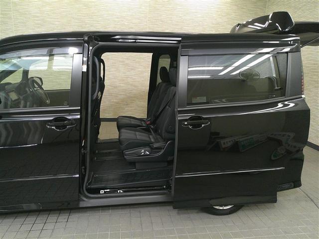 ヴォクシー ハイブリッドＺＳ　プリクラッシュ　スマキー　１オーナー　オートエアコン　ナビＴＶ　Ｗエアコン　ＥＴＣ車載器　イモビ　ＬＥＤヘッドライ　ＶＳＣ　アルミ　地デジ　エアバック　両席エアバック　ＡＢＳ　パワーウインドウ（31枚目）