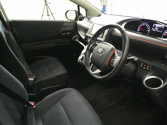 シエンタ Ｇ　ナビ・ＴＶ　スマートキープッシュスタート　アイドリングＳ　リアカメラ　ワンセグテレビ　フルオートエアコン　パワーウィンド　ＥＴＣ　運転席エアバック　パワステ　キーフリーシステム　ＡＢＳ　３列　横滑防止（9枚目）