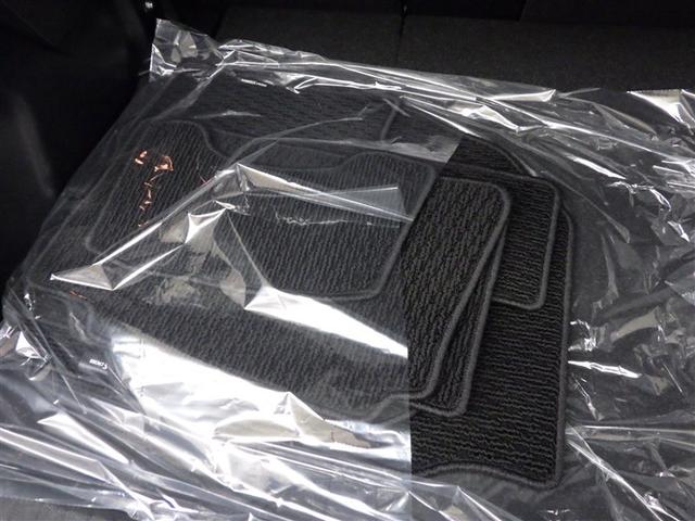 ヤリスクロス ＧＲスポーツ　ナビ　バックガイドモニター　衝突軽減ブレーキ　インテリジェントキー　キーレス　ＬＥＤヘッドライト　クルーズコントロール　横滑り防止　ワンオーナー　オートエアコン　ＥＴＣ　盗難防止システム　メモリーナビ（24枚目）