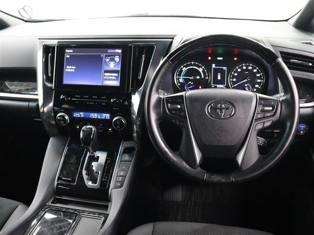 アルファードハイブリッド Ｓ　タイプゴールド　サンルーフ　４ＷＤ　ミュージックプレイヤー接続可　バックカメラ　衝突被害軽減システム　ＥＴＣ　両側電動スライド　ＬＥＤヘッドランプ　乗車定員７人　３列シート　ワンオーナー　アイドリングストップ（5枚目）