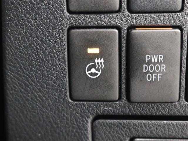 アルファードハイブリッド エグゼクティブラウンジＳ　革シート　サンルーフ　４ＷＤ　フルセグ　メモリーナビ　ＤＶＤ再生　ミュージックプレイヤー接続可　後席モニター　バックカメラ　衝突被害軽減システム　ＥＴＣ　ドラレコ　両側電動スライド　ＬＥＤヘッドランプ（9枚目）