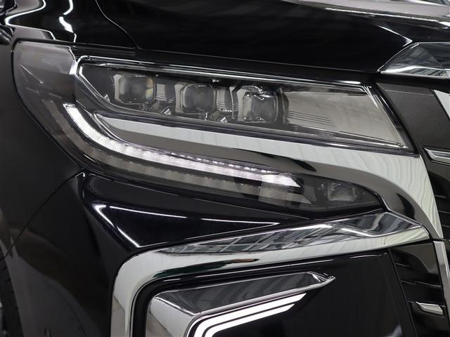 アルファードハイブリッド エグゼクティブラウンジＳ　革シート　サンルーフ　４ＷＤ　フルセグ　メモリーナビ　ＤＶＤ再生　ミュージックプレイヤー接続可　後席モニター　バックカメラ　衝突被害軽減システム　ＥＴＣ　ドラレコ　両側電動スライド　ＬＥＤヘッドランプ（21枚目）