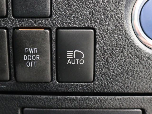 アルファードハイブリッド エグゼクティブラウンジＳ　革シート　サンルーフ　４ＷＤ　フルセグ　メモリーナビ　ＤＶＤ再生　ミュージックプレイヤー接続可　後席モニター　バックカメラ　衝突被害軽減システム　ＥＴＣ　ドラレコ　両側電動スライド　ＬＥＤヘッドランプ（27枚目）