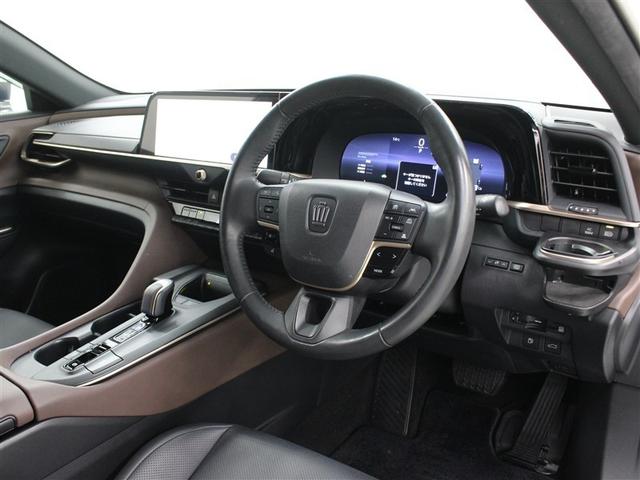 クラウンクロスオーバー Ｇアドバンスド・レザーパッケージ　革シート　４ＷＤ　フルセグ　バックカメラ　衝突被害軽減システム　ＥＴＣ　ドラレコ　ＬＥＤヘッドランプ　アイドリングストップ（6枚目）