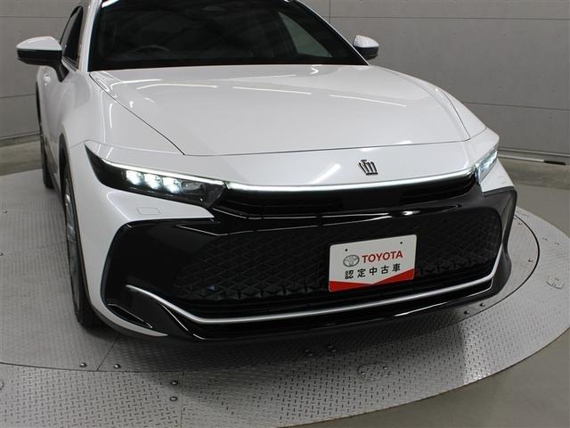 クラウンクロスオーバー Ｇアドバンスド・レザーパッケージ　革シート　４ＷＤ　フルセグ　バックカメラ　衝突被害軽減システム　ＥＴＣ　ドラレコ　ＬＥＤヘッドランプ　アイドリングストップ（14枚目）