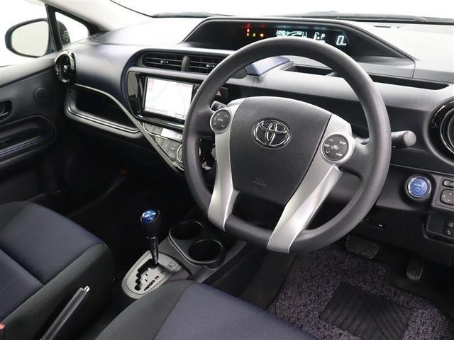 アクア Ｓ　フルセグ　メモリーナビ　ＤＶＤ再生　バックカメラ　衝突被害軽減システム　ＥＴＣ　ワンオーナー　アイドリングストップ（6枚目）