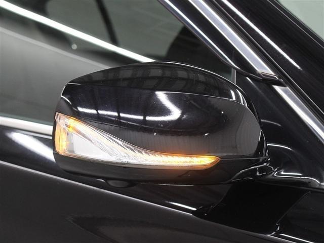 �T�C�h�^�[�������v�t���h�A�~���[�ł��B