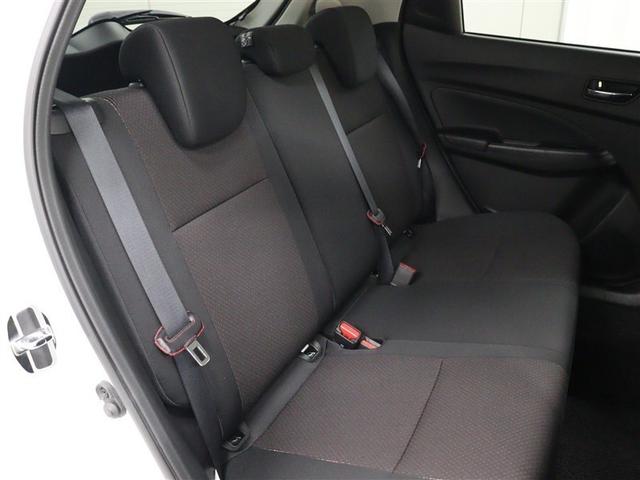 �p���N�C���L�b�g���i�[����Ă��܂��B