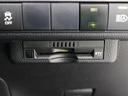 ETC車載器は、ビルトインタイプですっきり収納され、見た目も使い勝手も満足のアイテムです。