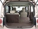 後席シートを倒した状態です。