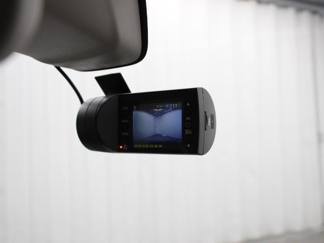 アルトラパン Ｌ　ＳＤナビ　フルセグ　バックカメラ　ＥＴＣ　ドラレコ　シートヒーター　スマートキー　アイドリングストップ　誤発進抑制機能　レーダーブレーキサポート（8枚目）