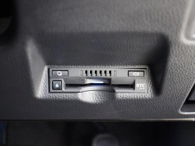 ヤリスクロス ハイブリッドＺ　Ｅ－Ｆｏｕｒ　８型ナビ　フルセグ　ミュージックプレイヤー接続可　全周囲カメラ　ＥＴＣ　ドラレコ　シートヒーター　パワーシート　アクセサリーコンセント　ＬＥＤヘッドライト　ＤＡＣ　ＰＫＳＢ　ＴＳＳ（25枚目）