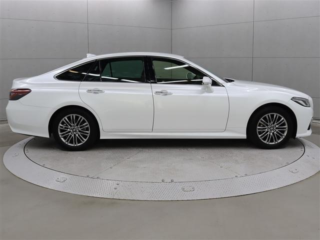 クラウンハイブリッド Ｓ　１２．３型ナビ　フルセグ　ブルーレイ再生　ミュージックプレイヤー接続可　全周囲カメラ　ＥＴＣ　シートヒーター　パワーシート　ＬＥＤヘッドライト　ＢＳＭ　ＰＫＳＢ　ＴＳＳ　ワンオーナー（39枚目）