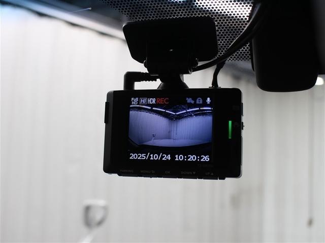 ランドクルーザープラド TX Lパッケージ マットブラックエディション 革シート 4WD フルセグ メモリーナビ DVD再生 バックカメラ 衝突被害軽減システム ETC ドラレコ LEDヘッドランプ 乗車定員7人 3列シート(28枚目)