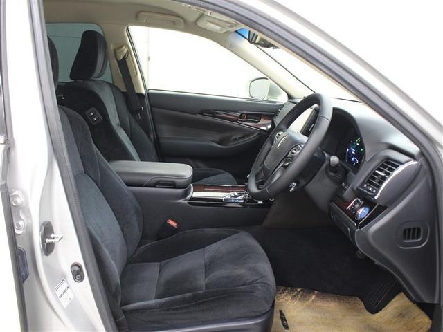 クラウンハイブリッド ロイヤルサルーン　フルセグ　メモリーナビ　ＤＶＤ再生　ミュージックプレイヤー接続可　バックカメラ　衝突被害軽減システム　ＥＴＣ　ドラレコ　ＬＥＤヘッドランプ　ワンオーナー　アイドリングストップ（10枚目）