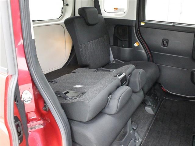 リヤシートは、使う状況にあわせてアレンジできます。