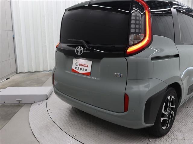 シエンタ ハイブリッドＺ　フルセグ　メモリーナビ　ミュージックプレイヤー接続可　バックカメラ　衝突被害軽減システム　ＥＴＣ　両側電動スライド　ＬＥＤヘッドランプ　乗車定員７人　３列シート　アイドリングストップ（21枚目）