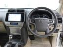 ランドクルーザープラド TX Lパッケージ マットブラックエディション 革シート 4WD フルセグ メモリーナビ DVD再生 バックカメラ 衝突被害軽減システム ETC ドラレコ LEDヘッドランプ 乗車定員7人 3列シート(5枚目)