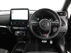 ����ƥꥢ�ϡ���ǽ��ҤȤ�����˽��󤷡�����ץ롦���꡼�󤫤ľ���ʶ��֤�ɽ�����Ƥ��ޤ��� 5