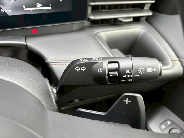 セレナ ハイウェイスターＶ　試乗車アップ　ＡＬＰＩＮＥフルエアロ　純１２．３インチナビ　アラモニ　プロパイロット　前後ドラレコ　ＥＴＣ２．０　アダプティブＬＥＤヘッド　両側オート　エマブレ　踏み間違い（8枚目）