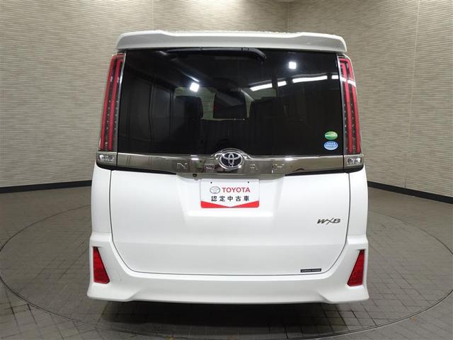 ノア Ｓｉ　ダブルバイビー　クルーズＣ　ブレーキサポート　エアコン　エアロ　１オーナー　ウォークスルー　ＬＥＤライト　ナビ＆ＴＶ　横滑防止装置　ＷＡＣ　アルミホイール　パワーウインドウ　フルセグ　盗難防止　ＤＶＤ再生可　ＥＴＣ（5枚目）