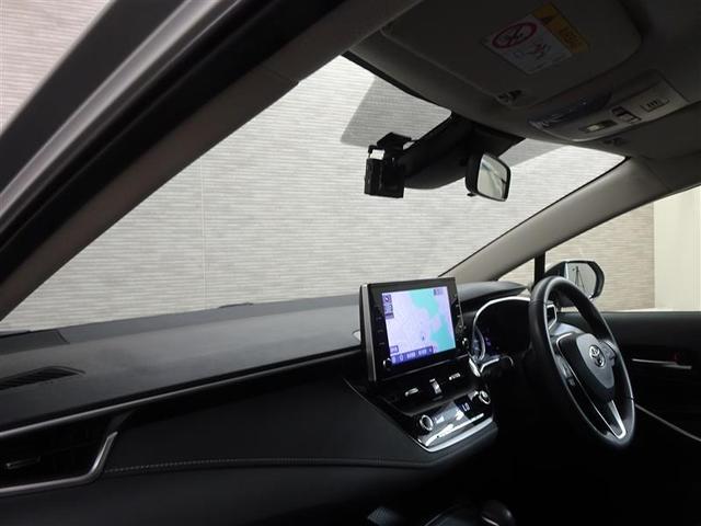カローラ ハイブリッド　Ｓ　スマートキ　ｉストップ　横滑り防止機能　ＬＥＤヘッドライト　点検記録簿　盗難防止装置　ワンオーナー　キーレス　オートエアコン　クルコン　リヤカメラ　メモリナビ　パワーステアリング　ＡＷ　ＡＢＳ　ＥＴＣ（22枚目）