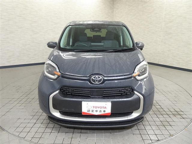 シエンタ Ｚ　１オナ　Ｗ電動ドア　イモビ　クルーズＣ　ＬＥＤヘッドランプ　アルミ　ＥＴＣ　Ｓキー　横滑り防止機能　メモリーナビ　パワーウィンドウ　エアバック　ＡＢＳ　カーテンエアバック　ウォークスルー　ナビ＆ＴＶ（3枚目）