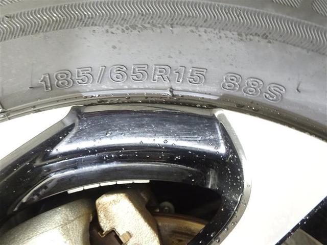 シエンタ Ｚ　１オナ　Ｗ電動ドア　イモビ　クルーズＣ　ＬＥＤヘッドランプ　アルミ　ＥＴＣ　Ｓキー　横滑り防止機能　メモリーナビ　パワーウィンドウ　エアバック　ＡＢＳ　カーテンエアバック　ウォークスルー　ナビ＆ＴＶ（11枚目）