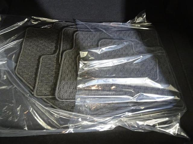 カローラ ハイブリッド ダブルバイビー 衝突軽減システム ETC付き LEDランプ パワーウィンドウ バックモニタ キーレスエントリー AAC 記録簿有 エアバッグ オートクルーズコントロール 盗難防止装置 アルミホイール 横滑り防止 ナビ(40枚目)