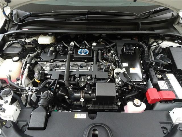 静粛性に優れた快適空間と静かな走りを実現。さらにＥＶモードではモーターのみでの走行でエンジン音や振動を感じさせない走りが楽しめます。