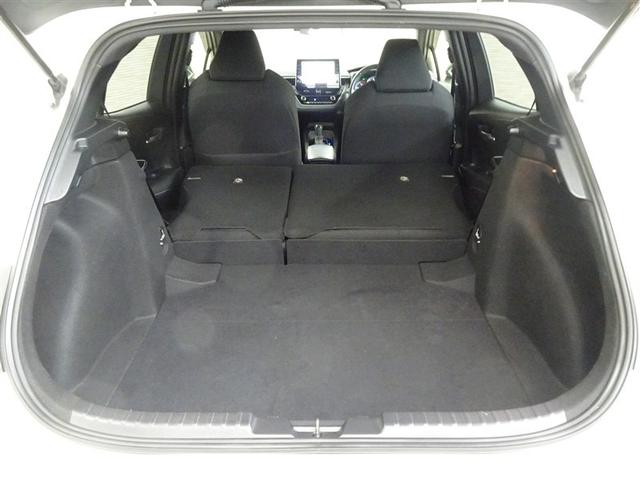 広々としたラゲージスペースを備えています。ライフスタイルに合わせていろいろな物を積み込めます！
