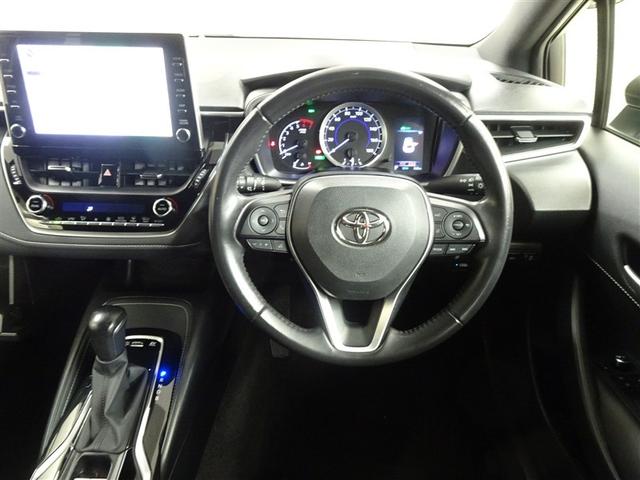 ドライバーに寄り添う快適な操作フィールをもたらすステアリングです。