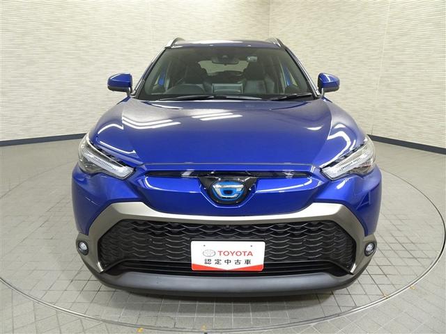 カローラクロス ハイブリッド Z LEDヘッドライト ディスプレイオーディオ(ナビあり・TVなし) バックカメラ Bluetoothオーディオ 運転席電動シート 前席シートヒーター 合成皮革シート ETC車載器 純正アルミホイール(4枚目)