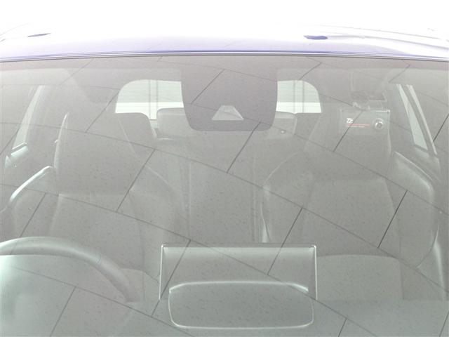 カローラクロス ハイブリッド Z LEDヘッドライト ディスプレイオーディオ(ナビあり・TVなし) バックカメラ Bluetoothオーディオ 運転席電動シート 前席シートヒーター 合成皮革シート ETC車載器 純正アルミホイール(8枚目)