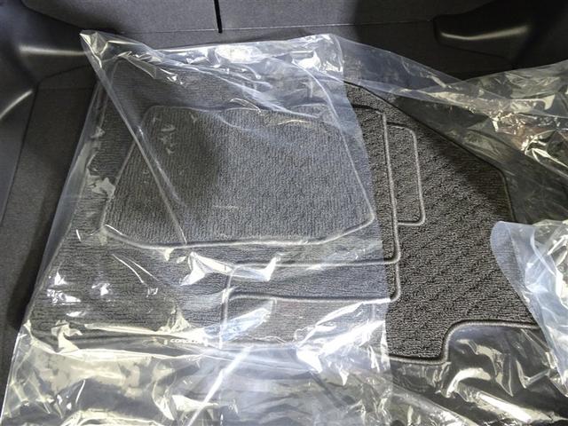 カローラクロス ハイブリッド Z LEDヘッドライト ディスプレイオーディオ(ナビあり・TVなし) バックカメラ Bluetoothオーディオ 運転席電動シート 前席シートヒーター 合成皮革シート ETC車載器 純正アルミホイール(40枚目)