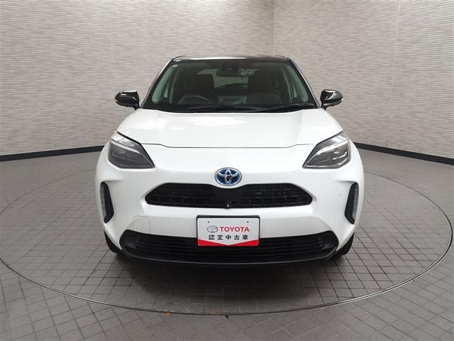 ヤリスクロス ハイブリッドZ インテリジェントキー アルミホイル LEDライト 1オ-ナ- リアカメラ クルーズコントロール 横滑り防止システム ナビTV メモリーナビゲーション 電動シ-ト パワステ オートエアコン キーフリー(4枚目)