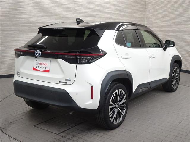 ヤリスクロス ハイブリッドZ インテリジェントキー アルミホイル LEDライト 1オ-ナ- リアカメラ クルーズコントロール 横滑り防止システム ナビTV メモリーナビゲーション 電動シ-ト パワステ オートエアコン キーフリー(7枚目)