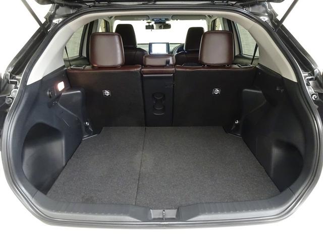 ヤリスクロス ハイブリッドZ インテリジェントキー アルミホイル LEDライト 1オ-ナ- リアカメラ クルーズコントロール 横滑り防止システム ナビTV メモリーナビゲーション 電動シ-ト パワステ オートエアコン キーフリー(19枚目)