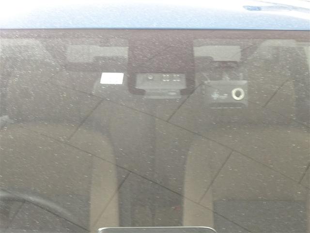 シエンタ ハイブリッドＧ　グランパー　プリクラッシュセーフティ　地デジ　ＬＥＤ　ナビＴＶ　ＤＶＤ　パワーウインドウ　パワーステアリング　オートエアコン　ＡＢＳ　エアバッグ　Ｂカメラ　クルーズコントロール　３列シート　ＥＴＣ　メモリーナビ（9枚目）