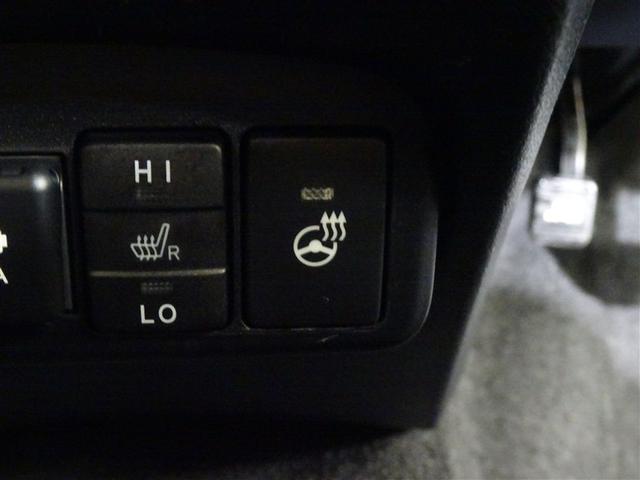 シエンタ ハイブリッドＧ　グランパー　プリクラッシュセーフティ　地デジ　ＬＥＤ　ナビＴＶ　ＤＶＤ　パワーウインドウ　パワーステアリング　オートエアコン　ＡＢＳ　エアバッグ　Ｂカメラ　クルーズコントロール　３列シート　ＥＴＣ　メモリーナビ（32枚目）